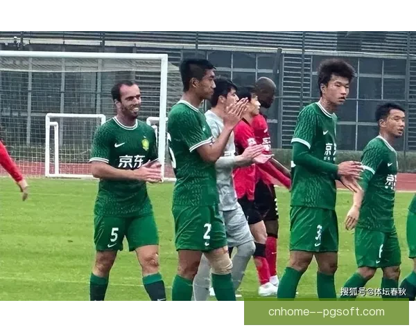 北京国安正式宣布签约新外援中卫 助力2026赛季冲击更高目标